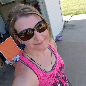 Meet your Posher, Nikole